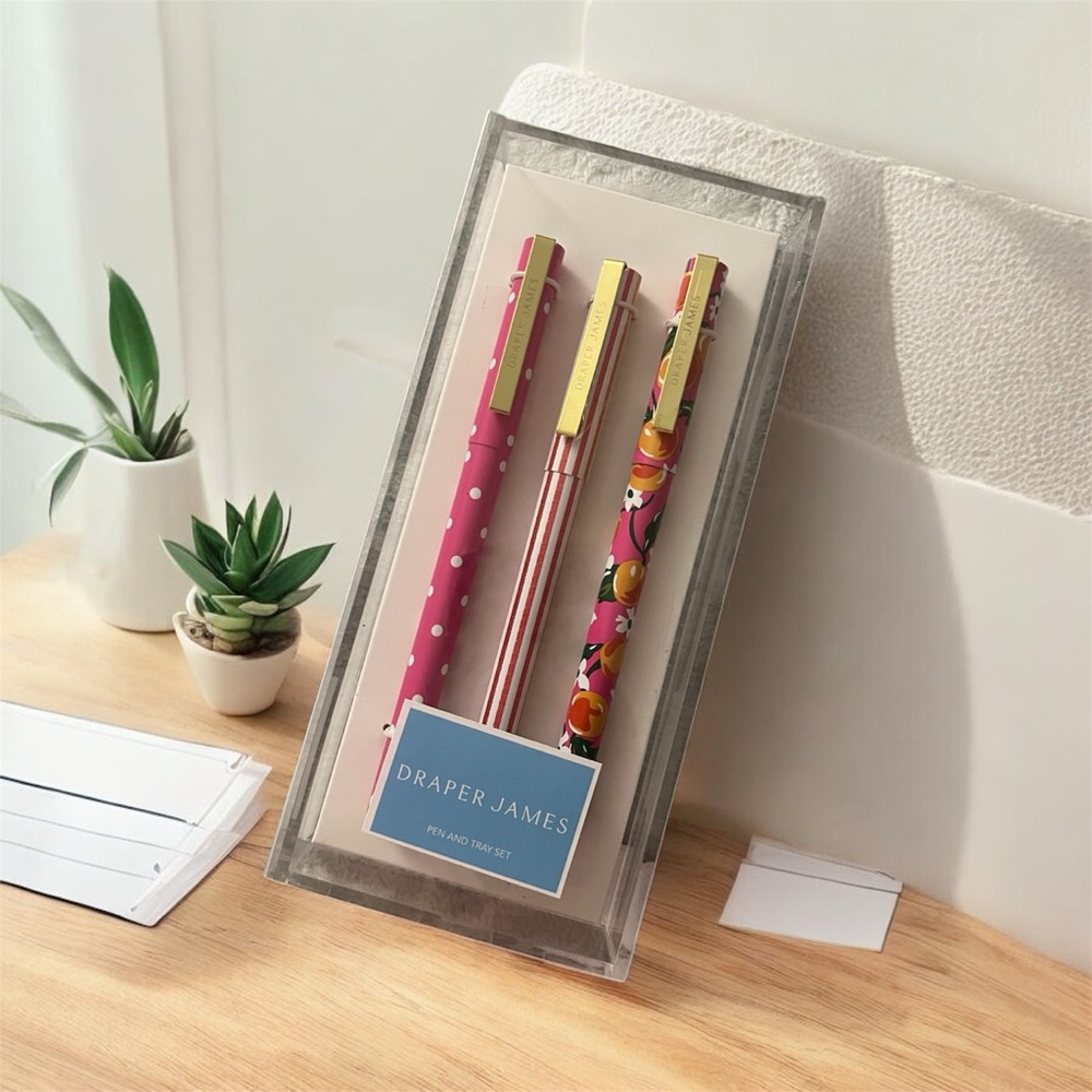 Draper James Elegant Pen and Tray Set